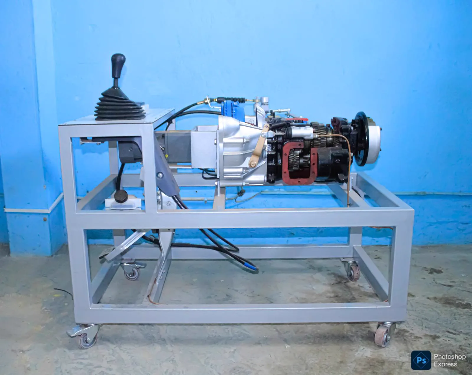 Banc pédagogique de transmission automobile