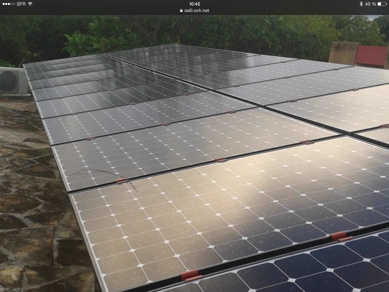 Installation de panneaux photovoltaïques sur une toiture